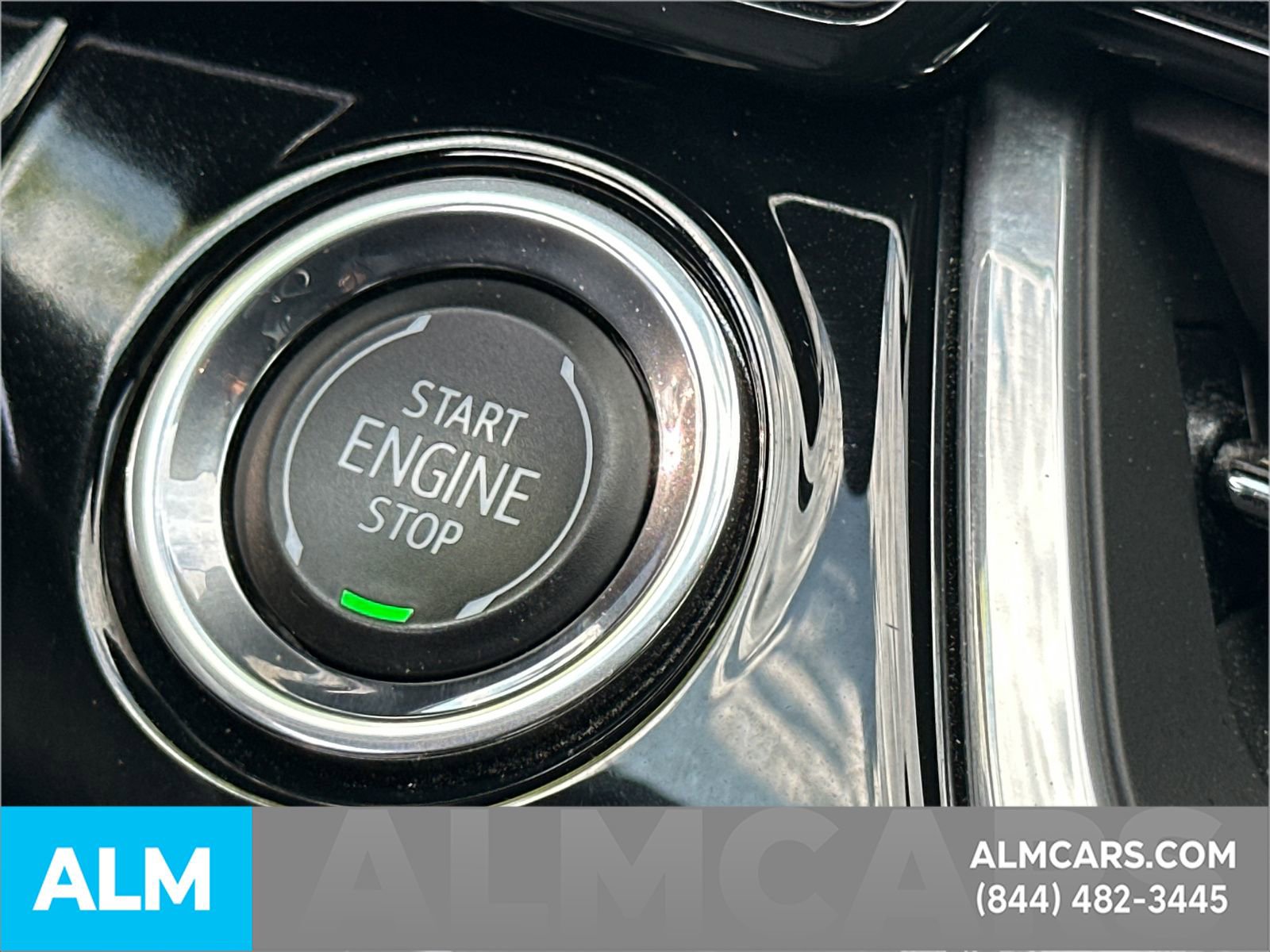 Used 2024 Chevrolet Trax RS FWD image 35