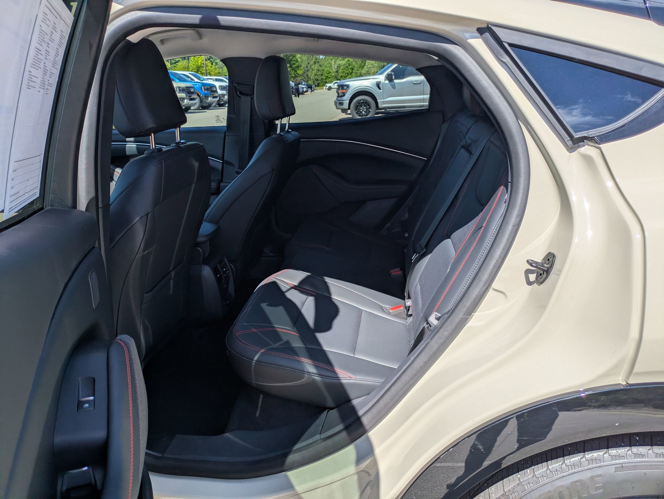 Certified 2025 Ford Mustang Mach-E Premium w/ Sport Appearance Package AWD/4WD image 29