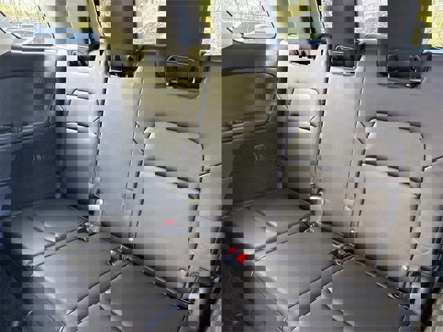 Used 2024 Nissan Pathfinder Platinum image 19