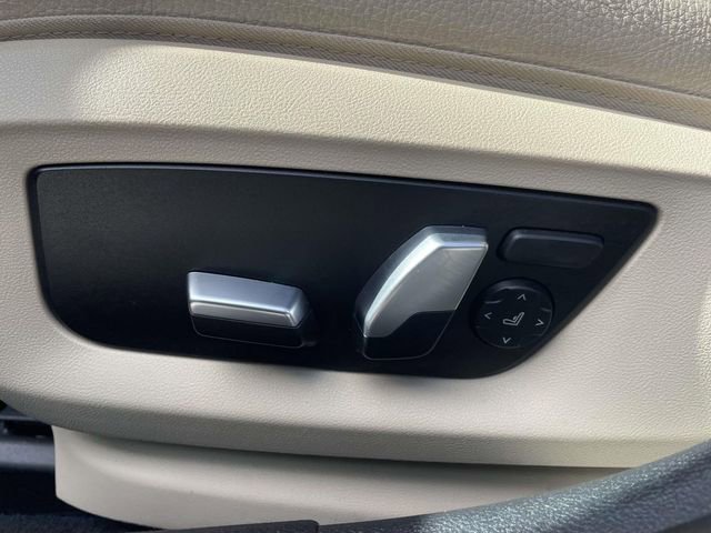 Used 2020 BMW 530i w/ Premium Package image 21