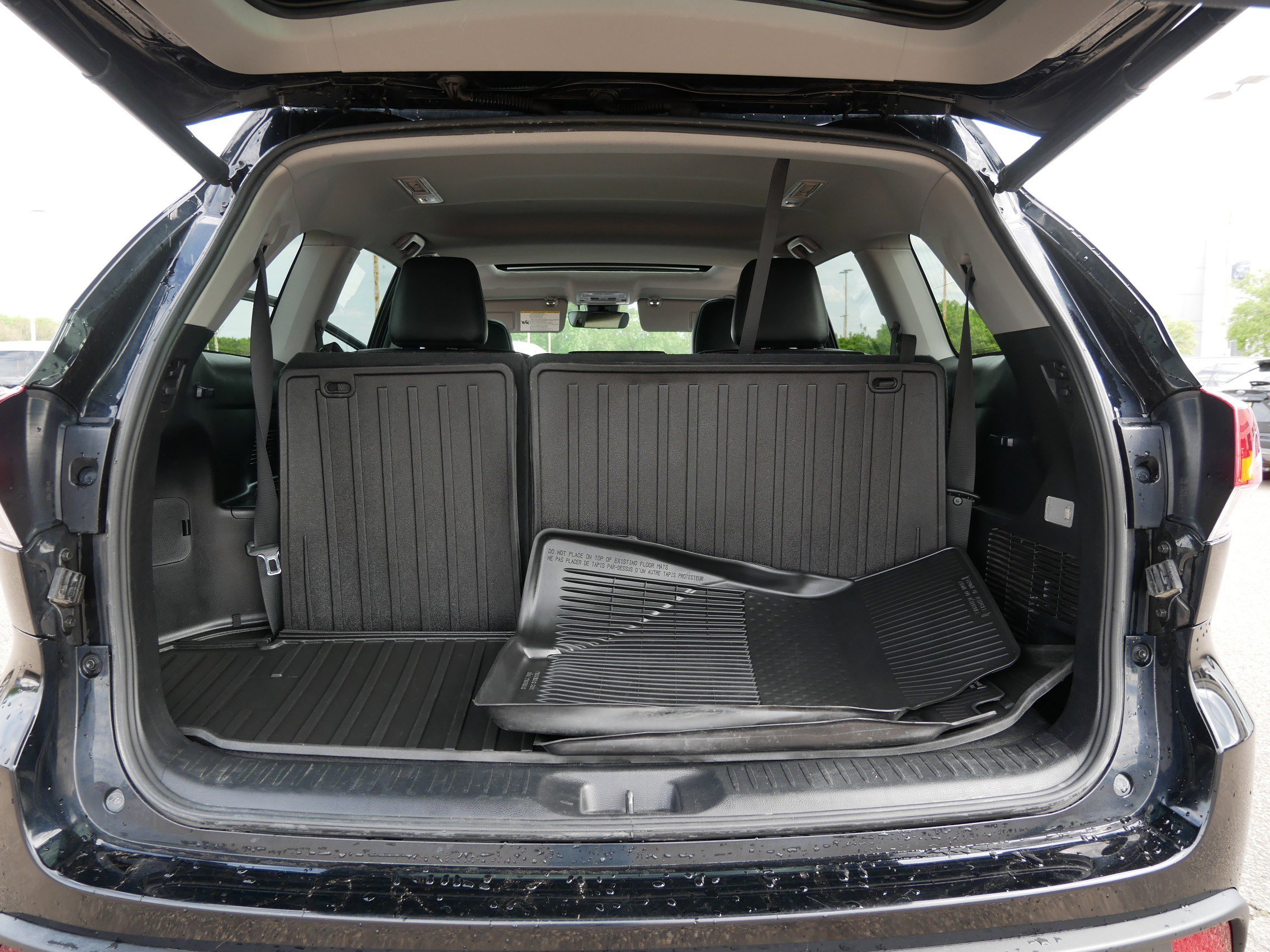 Used 2019 Toyota Highlander SE AWD/4WD image 18