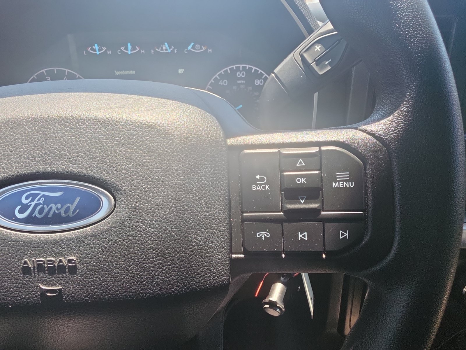 Certified 2022 Ford F150 XLT w/ Trailer Tow Package AWD/4WD image 13