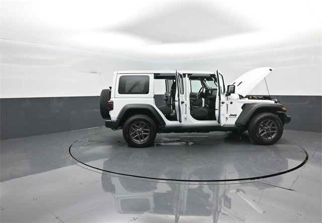Used 2024 Jeep Wrangler Sport S image 42