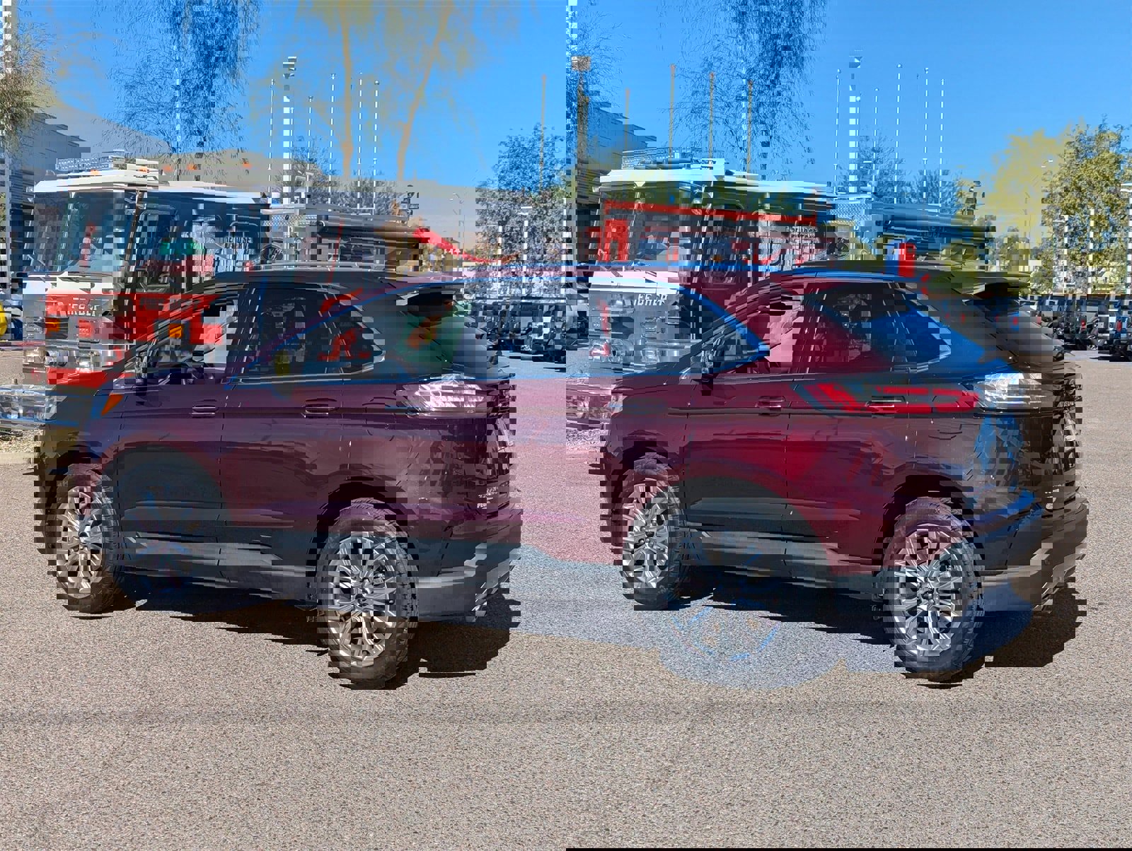 Certified 2024 Ford Edge Titanium image 5