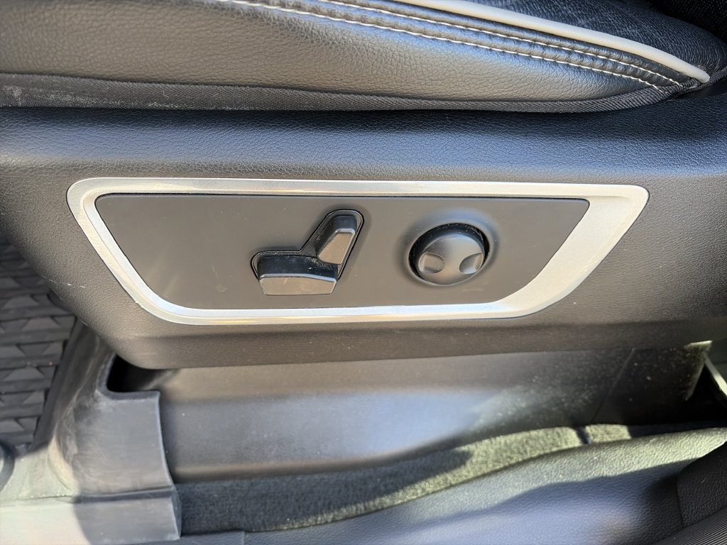 Used 2022 RAM 1500 Laramie RWD image 13