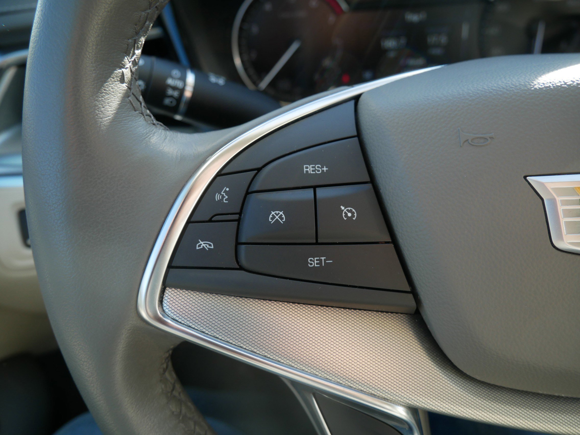 Used 2023 Cadillac XT5 Premium Luxury w/ LPO, Floor Liner Package image 27