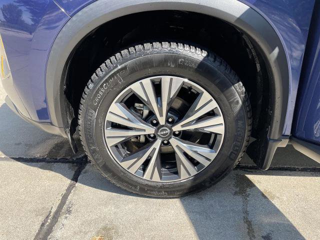 Used 2022 Nissan Rogue SV image 10