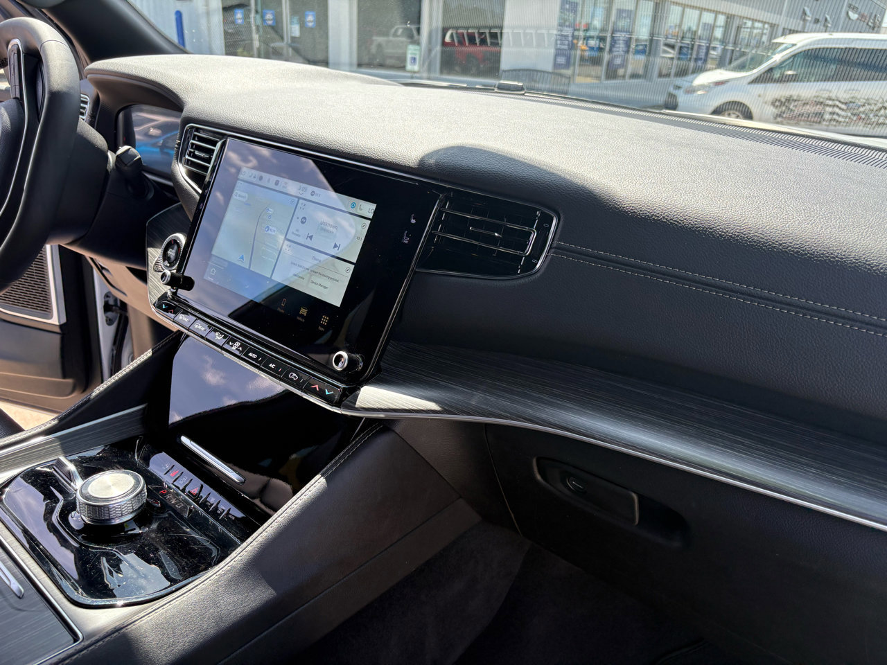 Used 2024 Jeep Wagoneer L Series II w/ Flexible Seating Group image 47