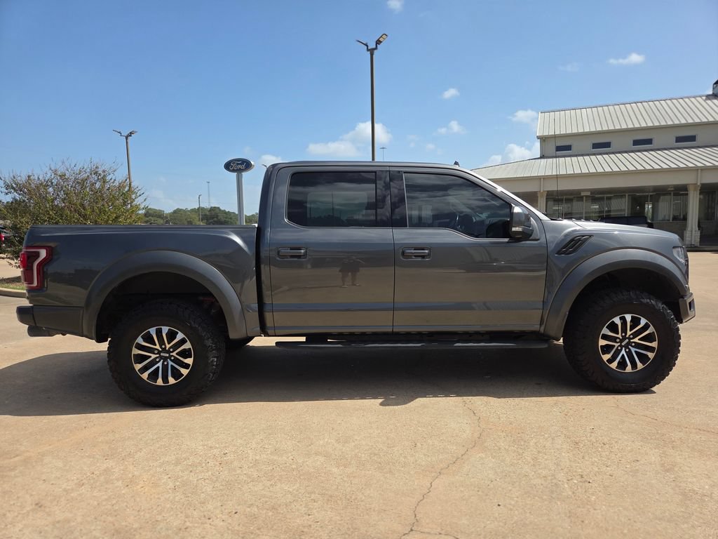 Certified 2020 Ford F150 Raptor w/ Equipment Group 802A Luxury AWD/4WD image 4