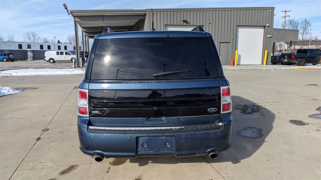 Certified 2019 Ford Flex SEL w/ Equipment Group 202A image 4