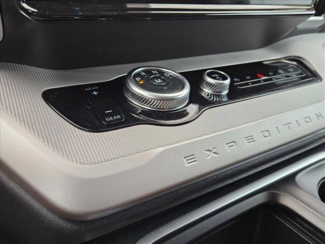 Certified 2025 Ford Expedition Active RWD image 12