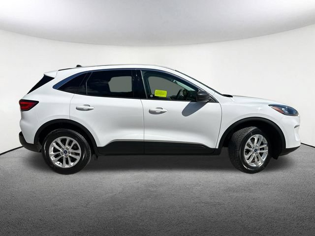 Certified 2022 Ford Escape SE w/ Convenience Package AWD/4WD image 16