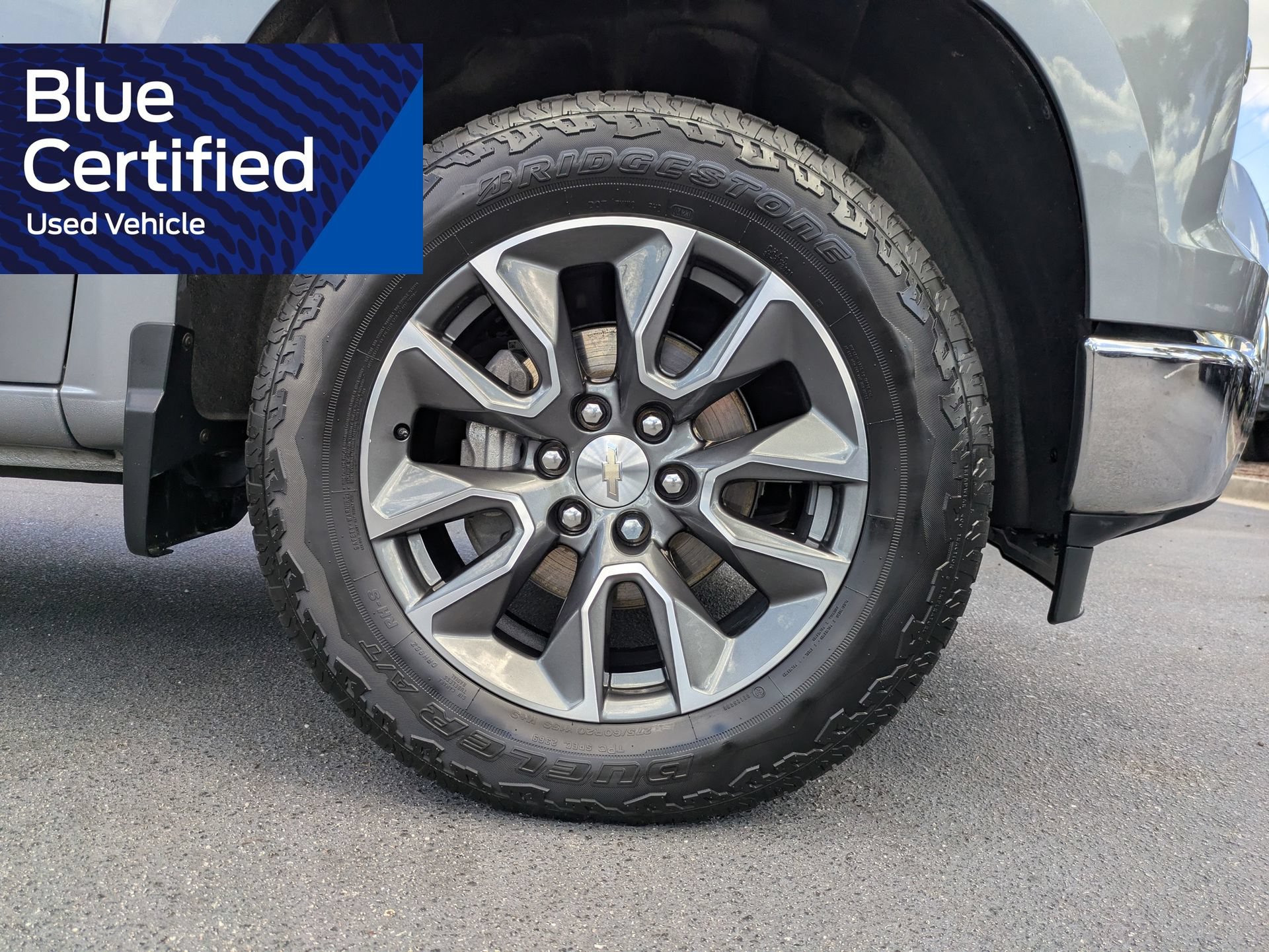 Used 2023 Chevrolet Silverado 1500 LT AWD/4WD image 13
