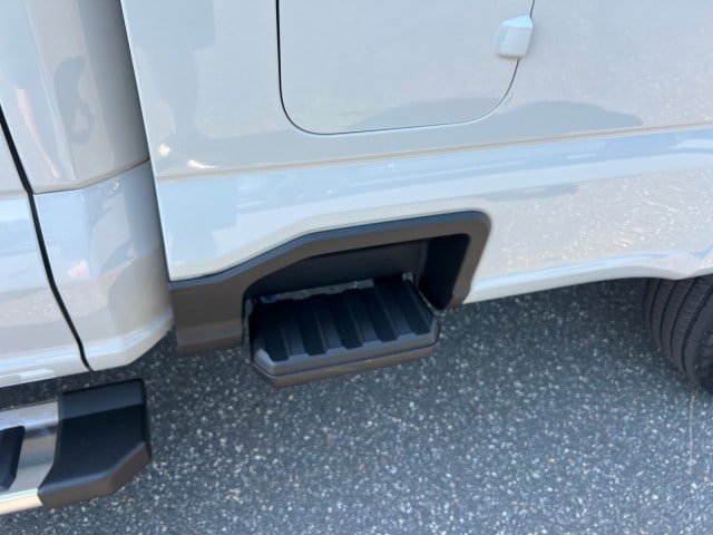 Certified 2025 Ford F250 XLT AWD/4WD image 29