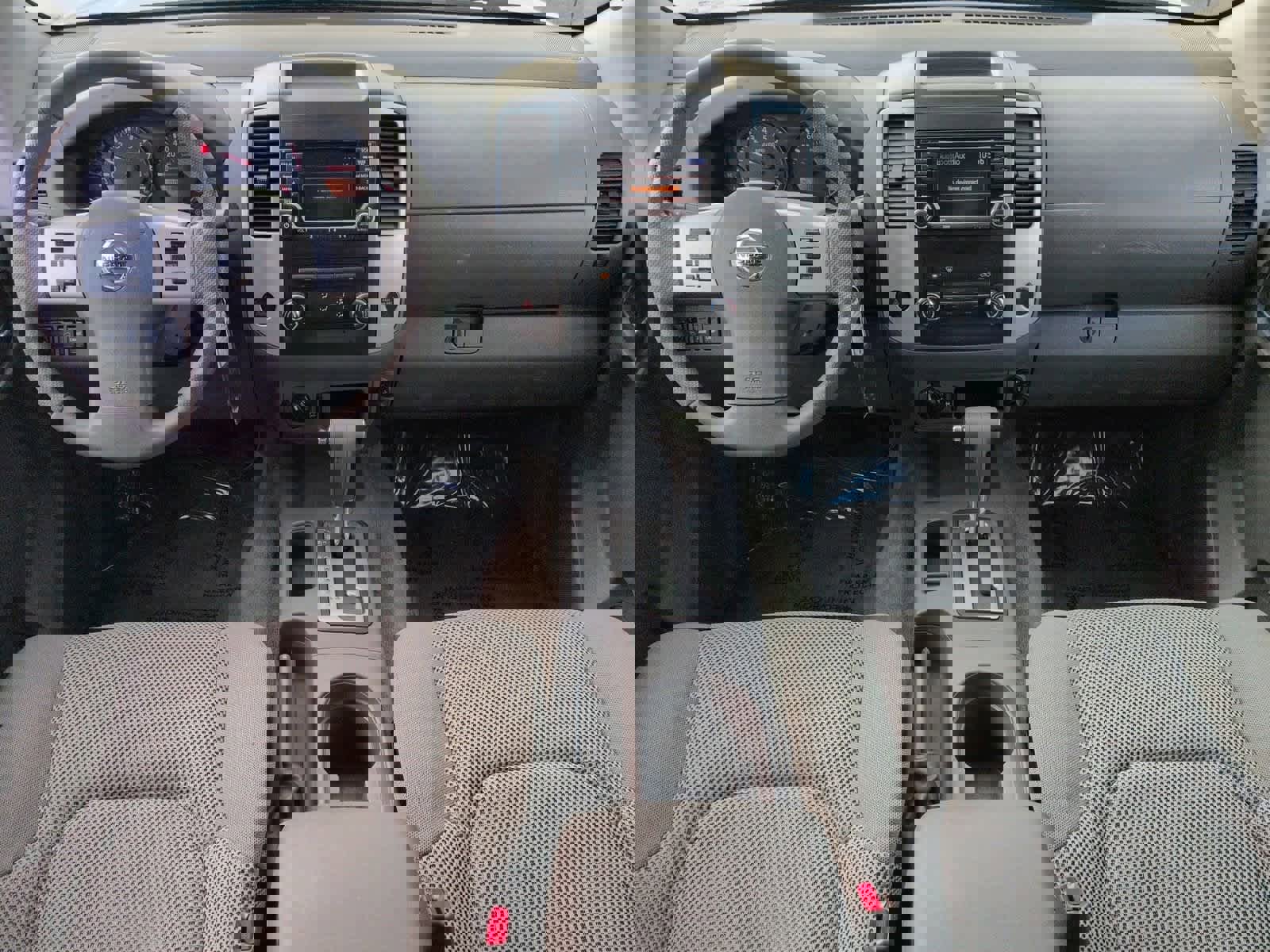 Used 2018 Nissan Frontier SV image 16