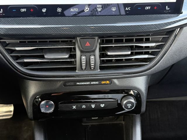 Certified 2024 Ford Escape ST-Line w/ Tech Pack #1 image 11