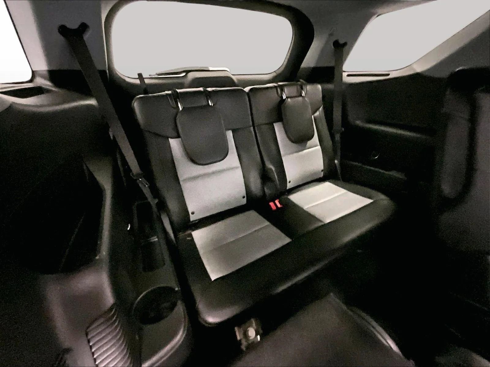 Certified 2023 Ford Explorer XLT w/ Equipment Group 202A image 27