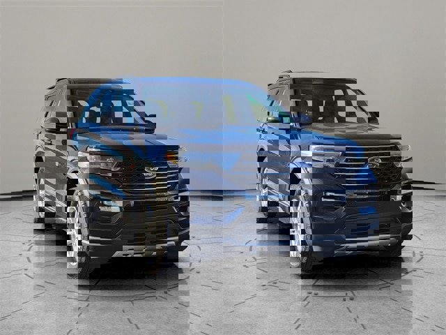 Certified 2022 Ford Explorer XLT w/ Equipment Group 202A image 14