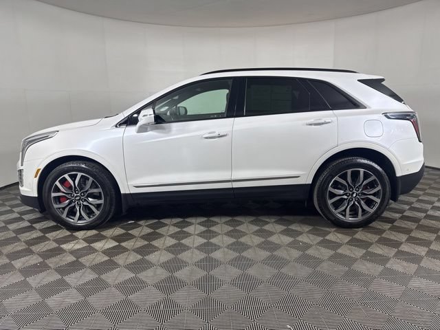Used 2022 Cadillac XT5 Sportv w/ Platinum Package AWD/4WD image 7