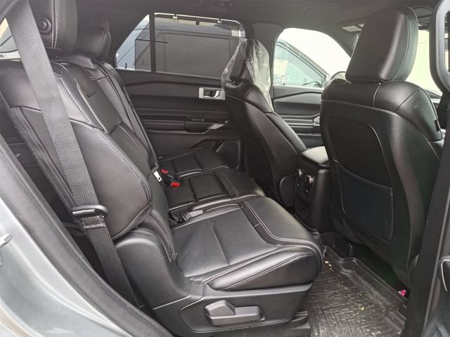 Certified 2020 Ford Explorer ST w/ ST Street Pack AWD/4WD image 4