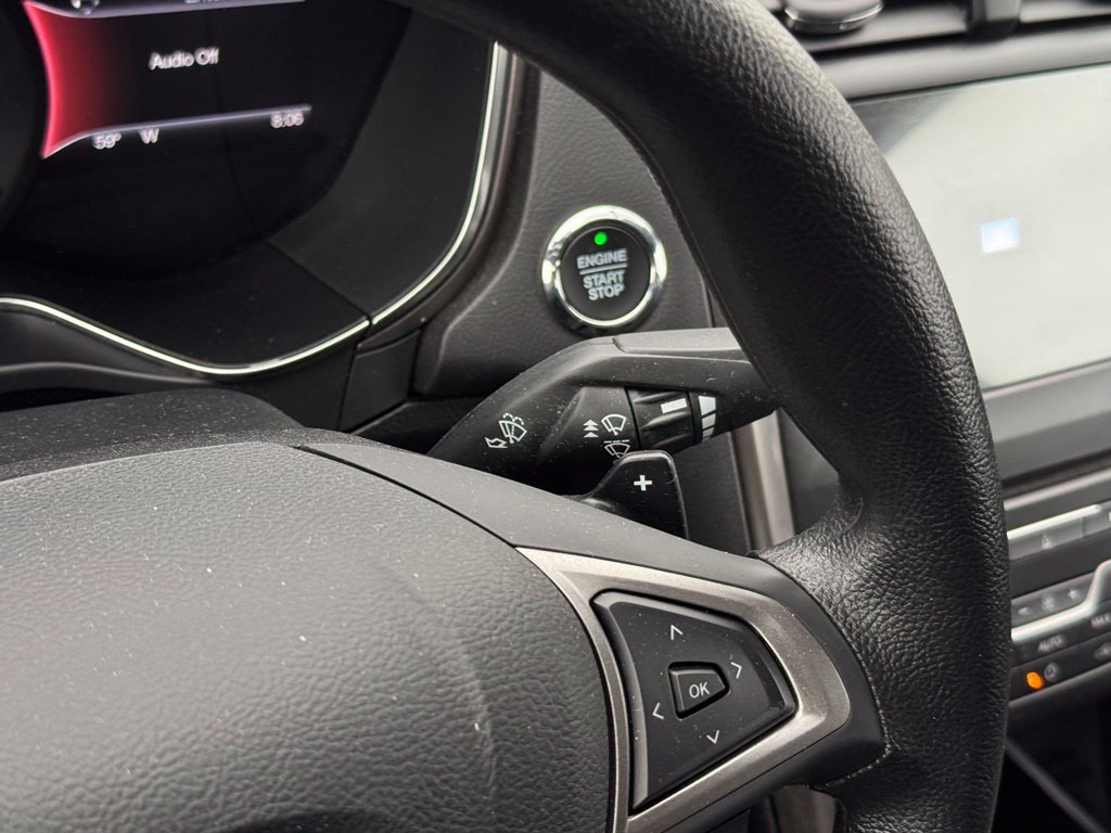 Certified 2017 Ford Fusion SE w/ Fusion SE Technology Package FWD image 32