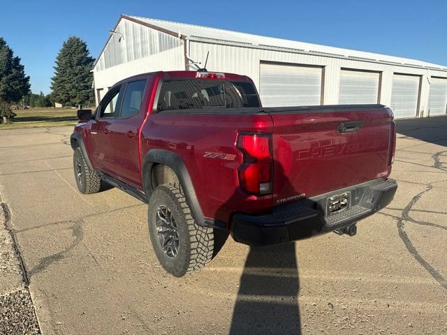 Used 2024 Chevrolet Colorado ZR2 w/ Technology Package AWD/4WD image 9