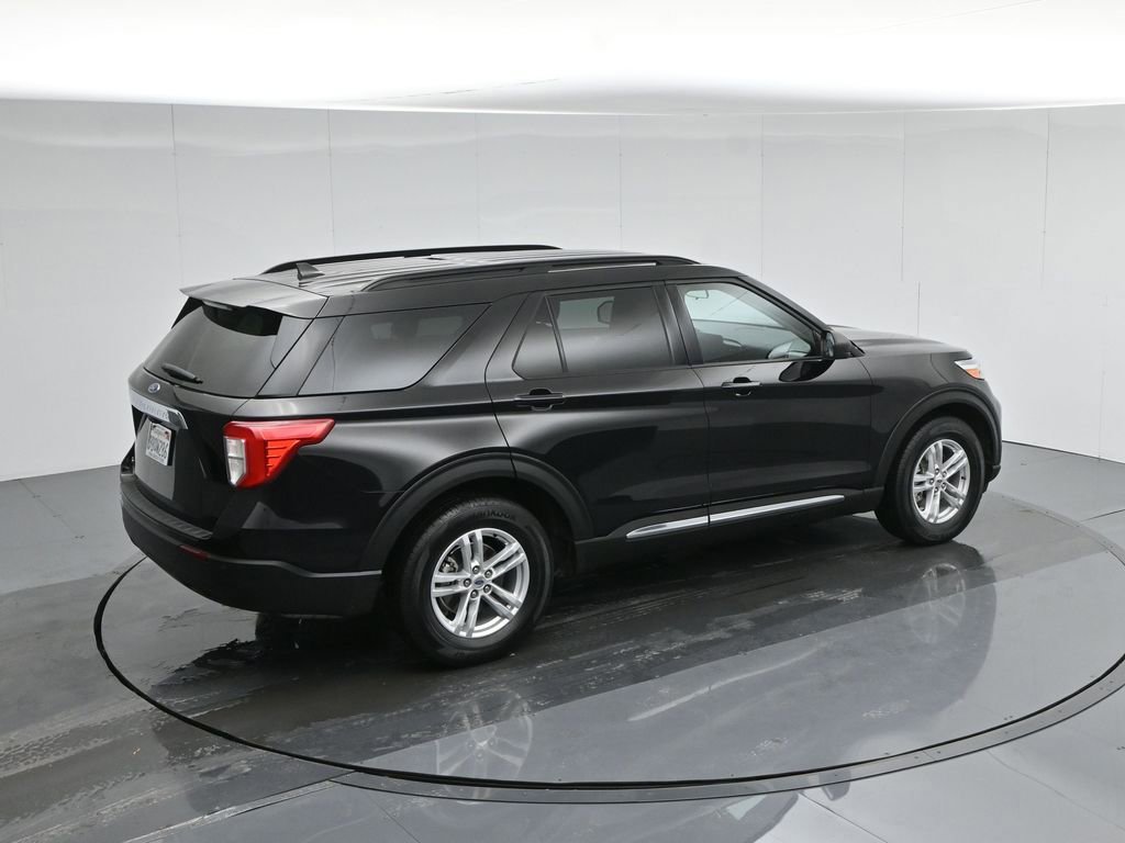 Certified 2022 Ford Explorer XLT image 13