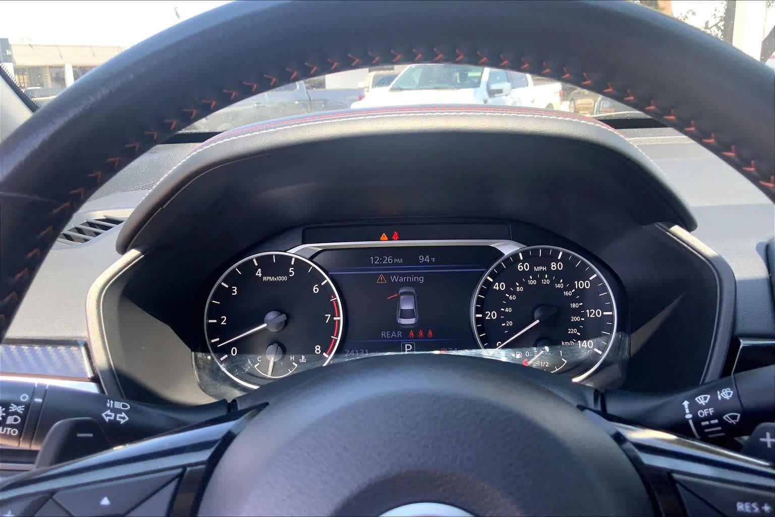 Used 2024 Nissan Altima 2.5 SR w/ SR Premium Package FWD image 26