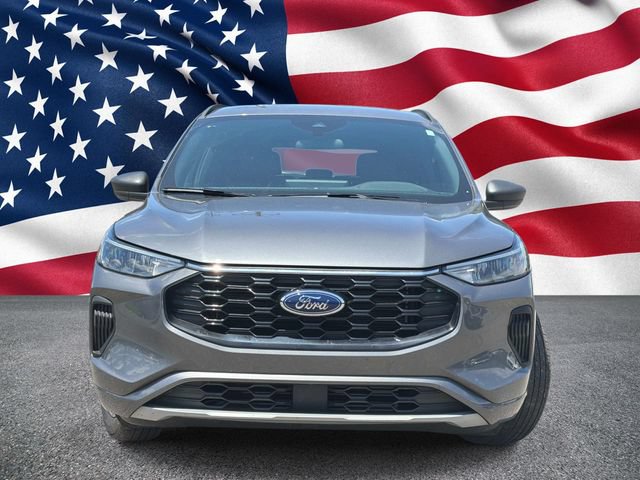Certified 2023 Ford Escape ST-Line w/ Tech Pack #1 FWD image 4