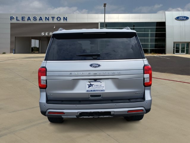 Certified 2024 Ford Expedition Max XLT AWD/4WD image 4