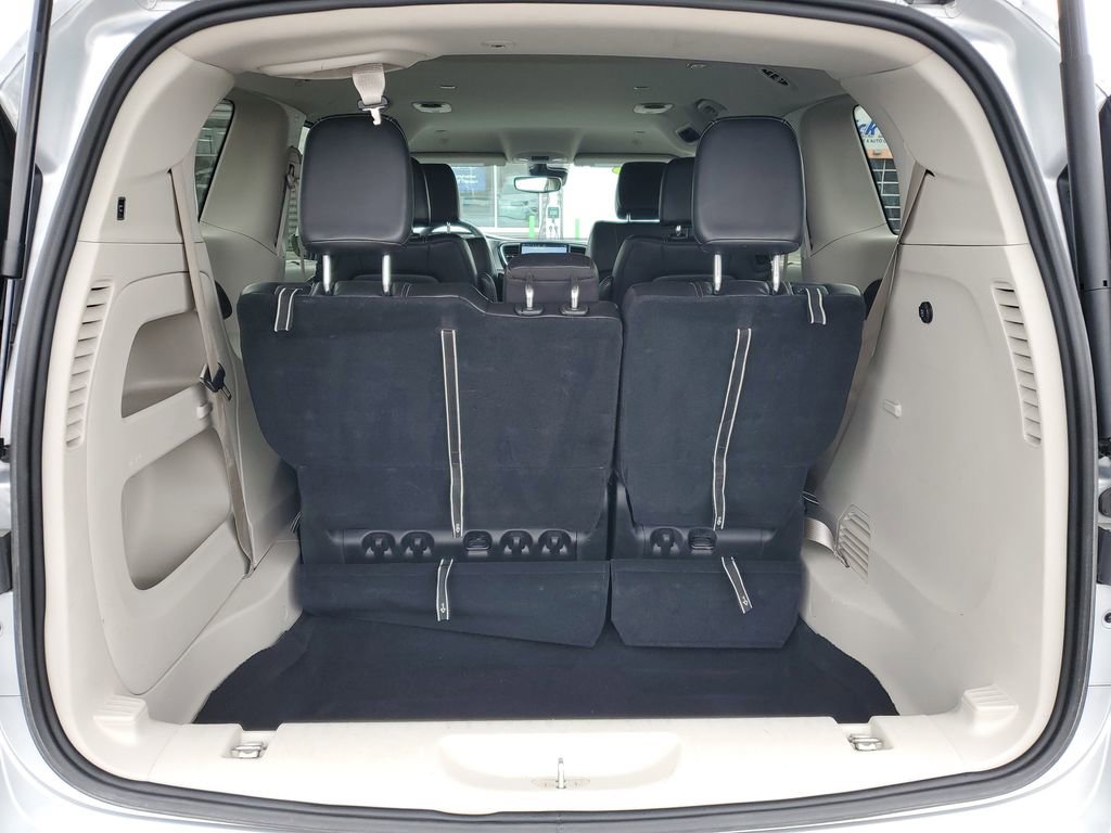 Used 2023 Chrysler Pacifica Touring-L image 31