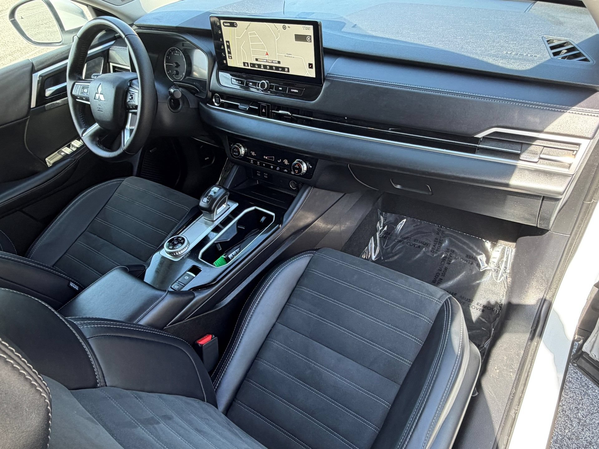 Used 2025 Mitsubishi Outlander SE AWD/4WD image 9