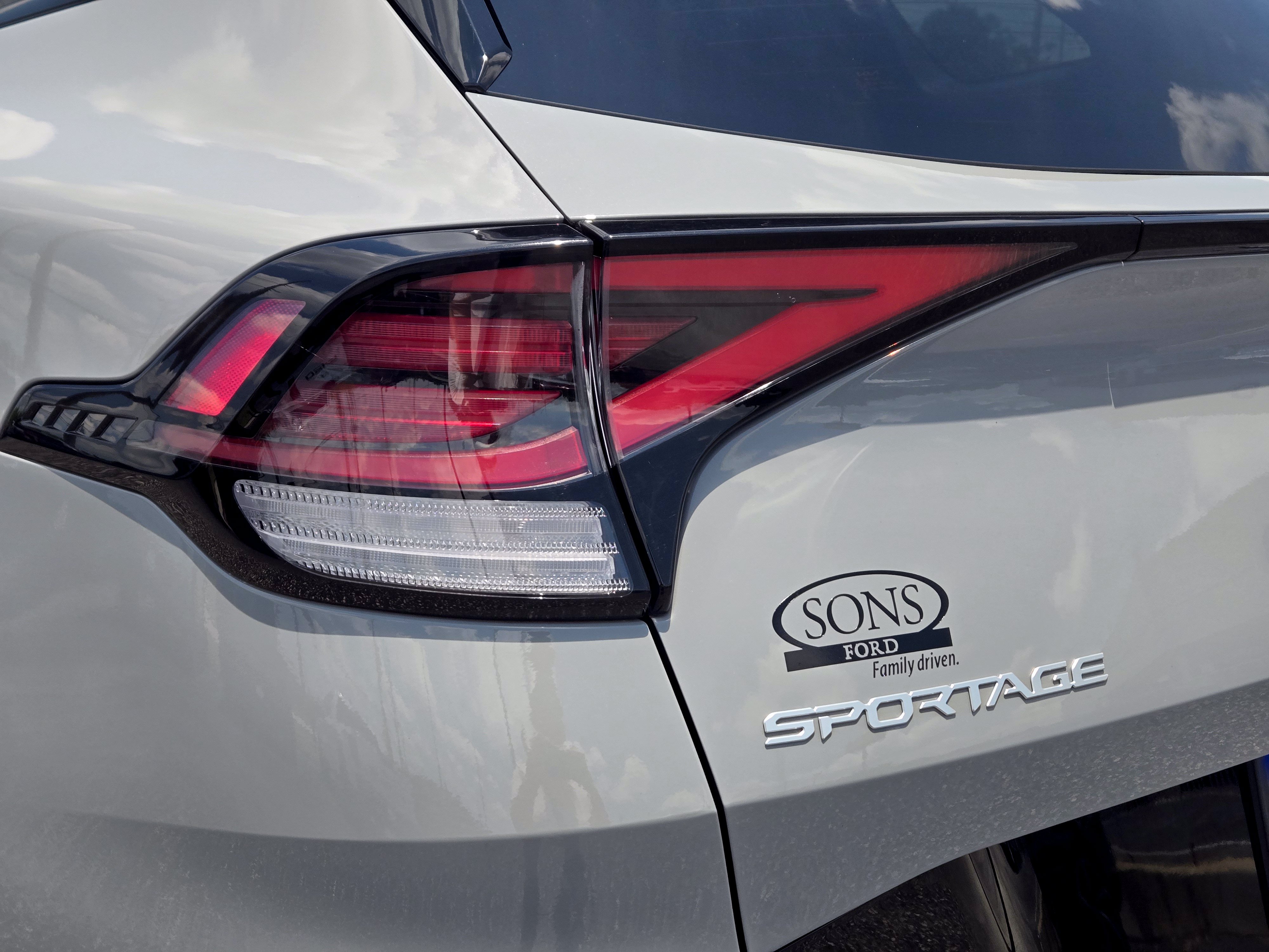Used 2023 Kia Sportage SX AWD/4WD image 10