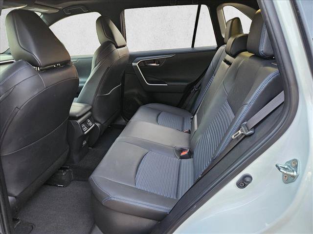 Used 2025 Toyota RAV4 XSE w/ Advanced Technology Package AWD/4WD image 15