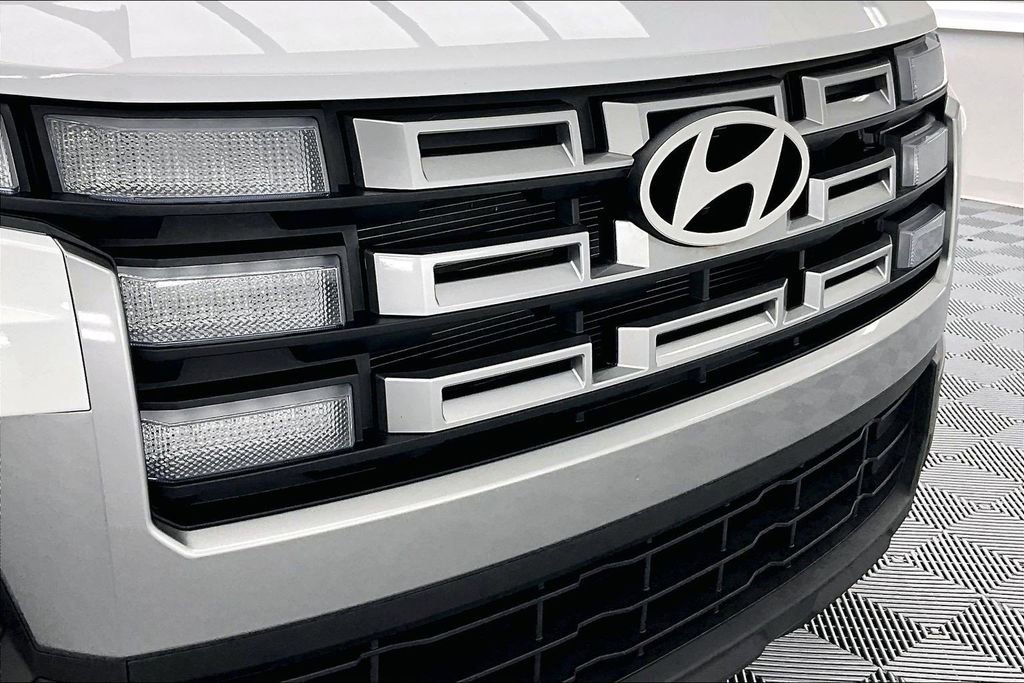 Used 2025 Hyundai Santa Cruz SEL FWD image 29