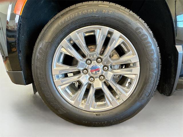 Used 2021 GMC Yukon Denali image 24