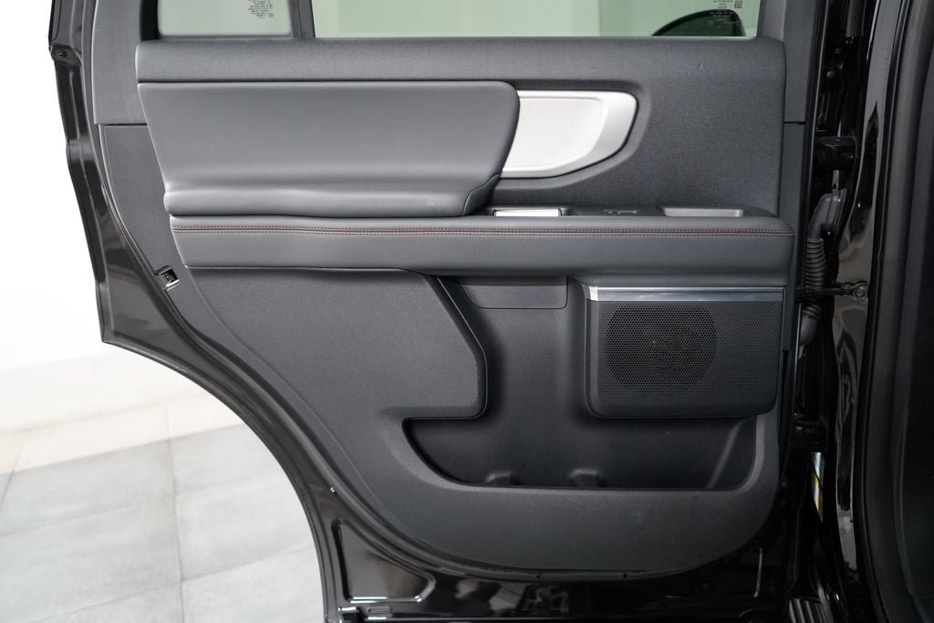 Certified 2025 Ford Expedition Active AWD/4WD image 25