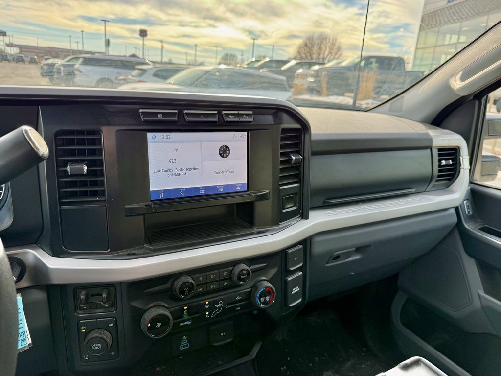 Certified 2023 Ford F250 XLT w/ FX4 Off-Road Package image 15