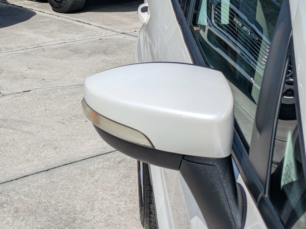 Certified 2018 Ford EcoSport SE w/ SE Convenience Package FWD image 10