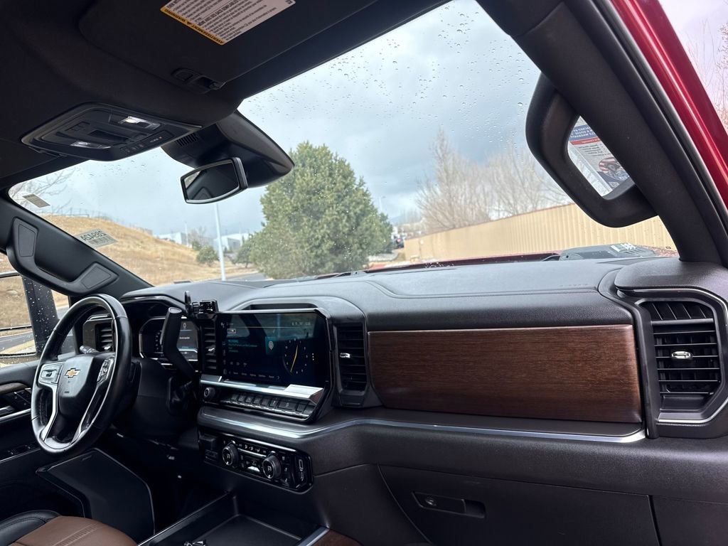 Used 2024 Chevrolet Silverado 2500 High Country image 33