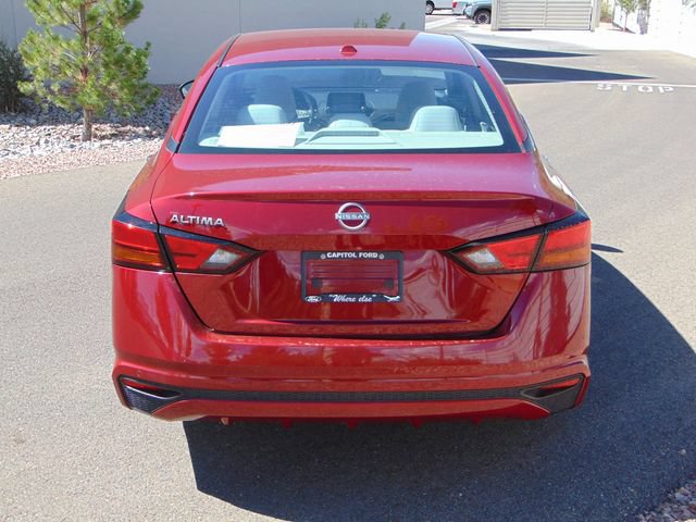 Used 2025 Nissan Altima 2.5 SV FWD image 5