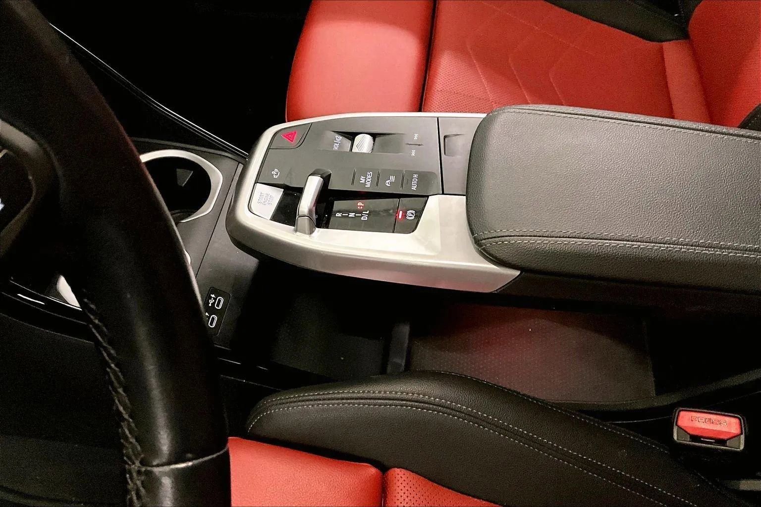 Used 2023 BMW X1 xDrive28i w/ Premium Package image 16