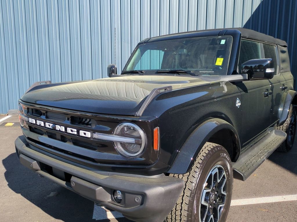Certified 2025 Ford Bronco Outer Banks image 2