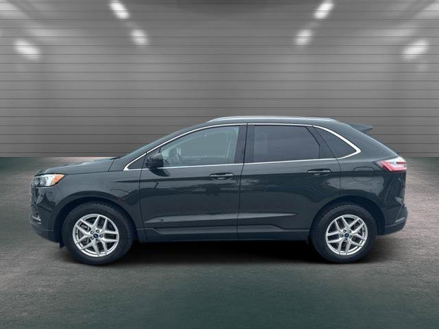 Certified 2022 Ford Edge SEL w/ Convenience Package image 2
