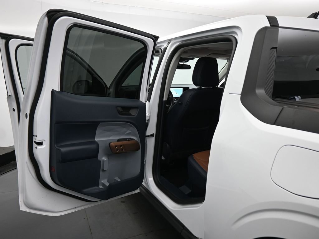 Certified 2023 Ford Maverick Lariat w/ Lariat Luxury Package image 46