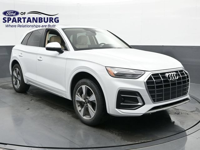 Used 2025 Audi Q5 Premium Plus w/ Premium Plus Package AWD/4WD image 2