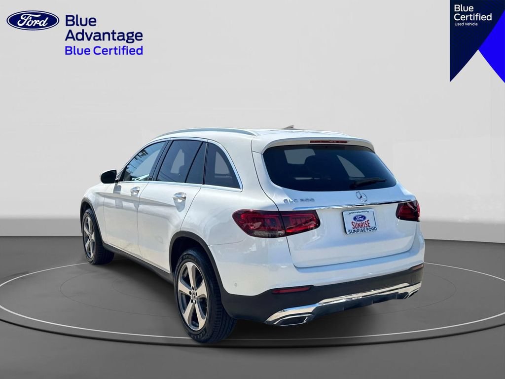 Used 2022 Mercedes-Benz GLC 300 w/ Premium Package Lite image 7