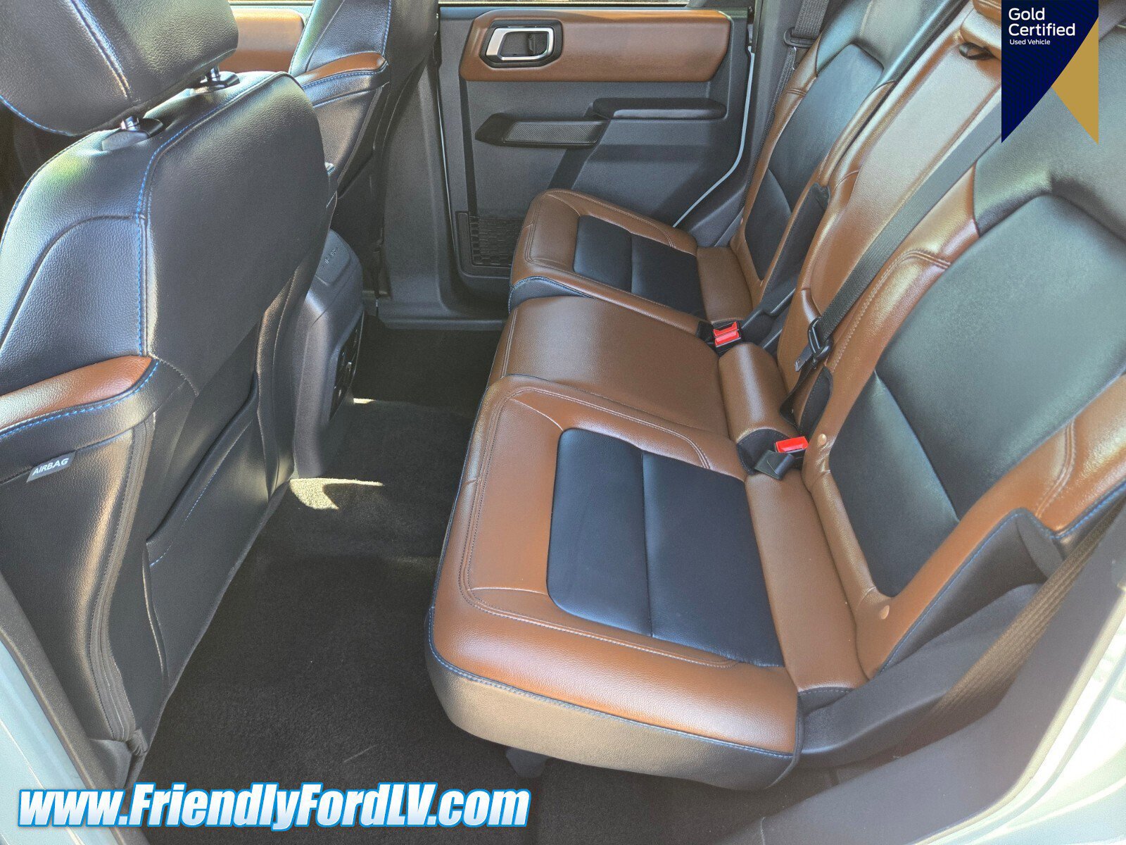 Certified 2024 Ford Bronco Outer Banks AWD/4WD image 9