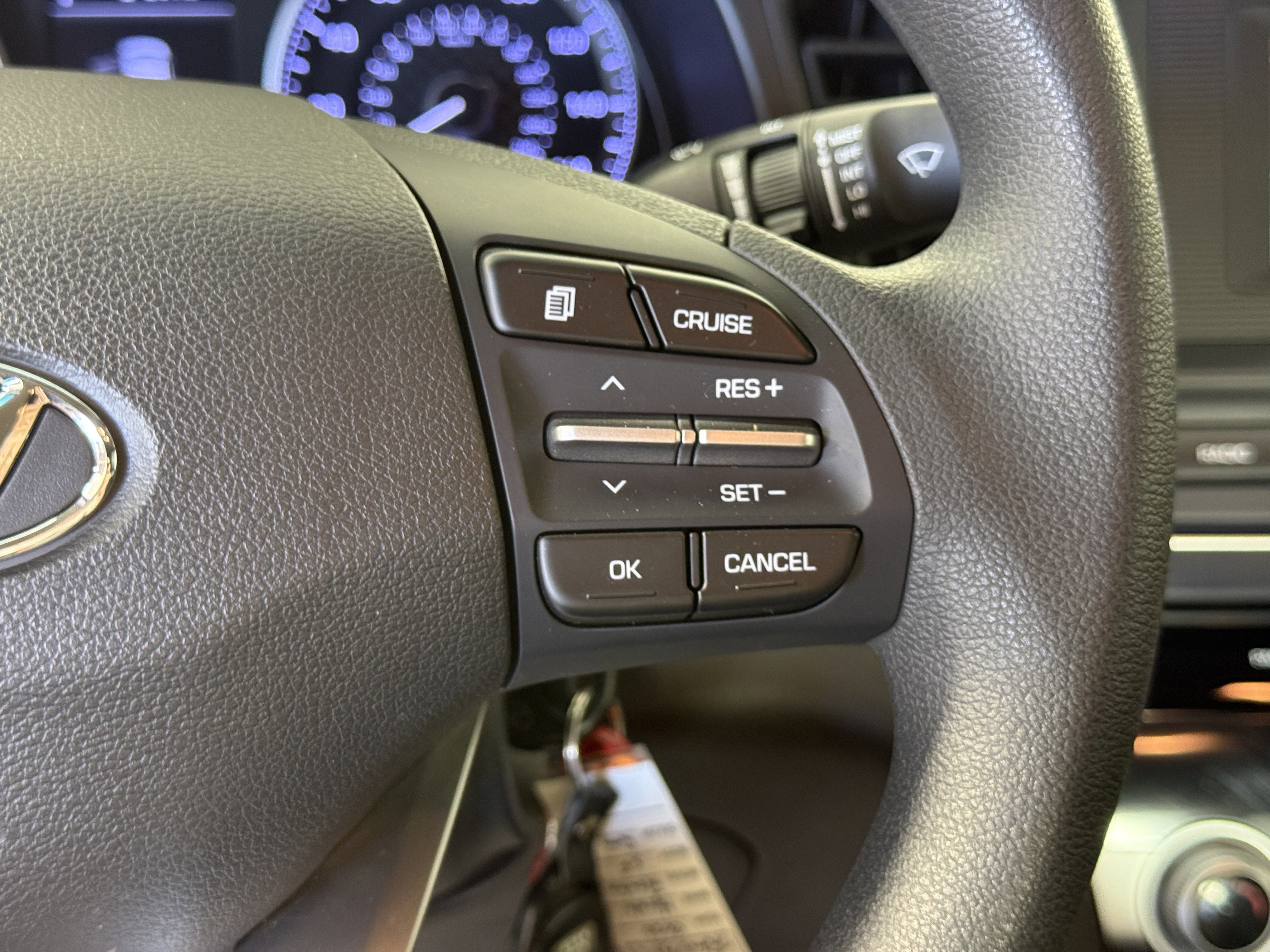 Used 2020 Hyundai Elantra SE w/ Cargo Package (C1) FWD image 23