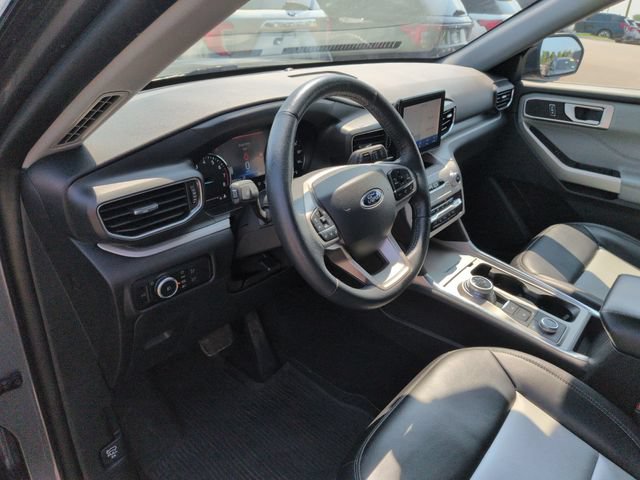 Certified 2023 Ford Explorer XLT w/ Equipment Group 202A AWD/4WD image 29